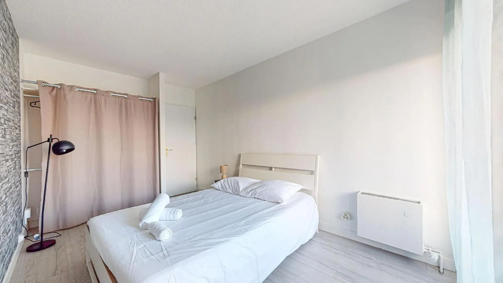 Cepiere - Bus - Proche Universite-Ecole Architecte Apartment Toulouse 0*,
